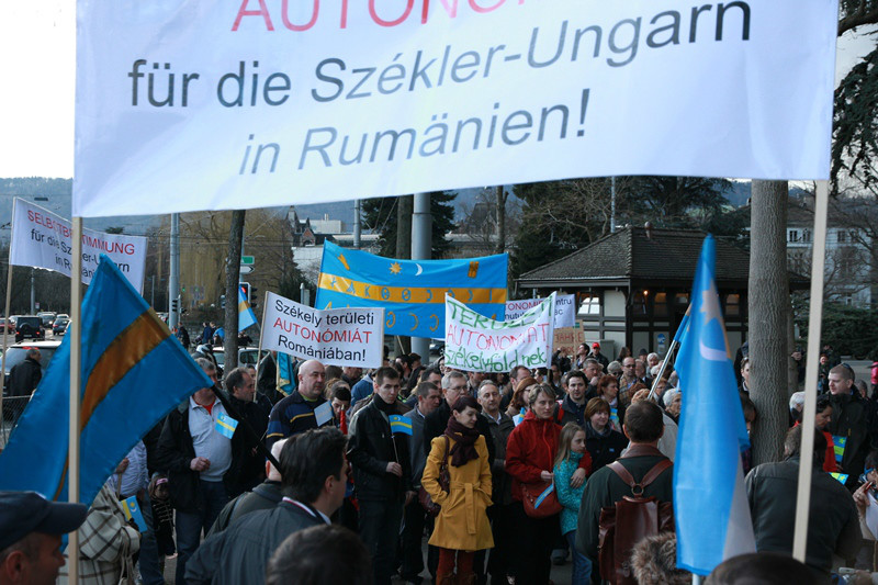 autonomia  64