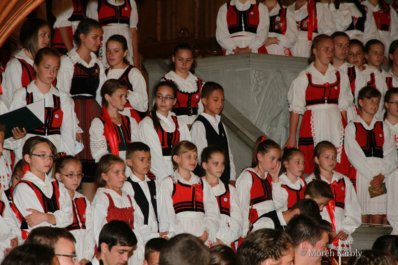 fili 018