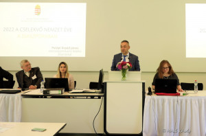 nyeomszsz 22 018