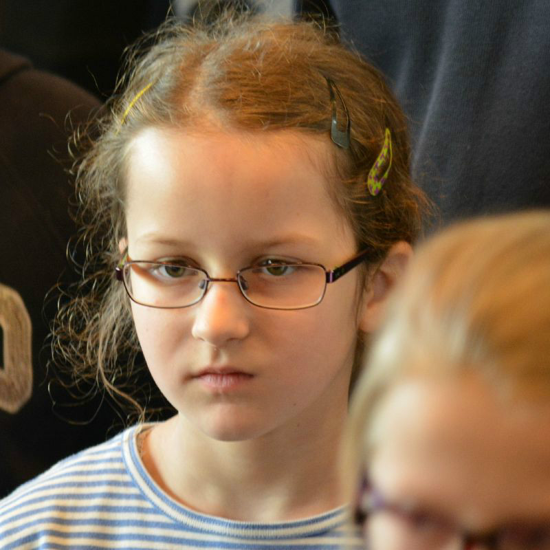gyerekth 14 077
