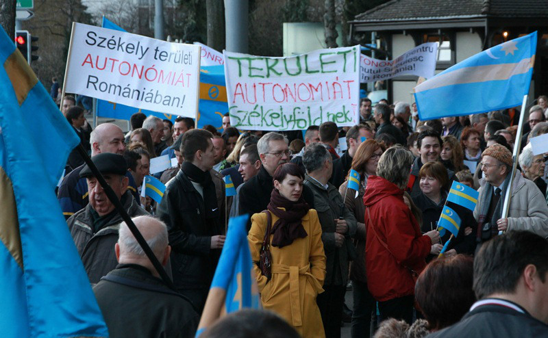 autonomia  63