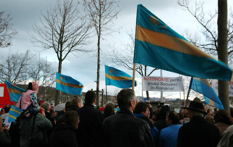 autonomia  77