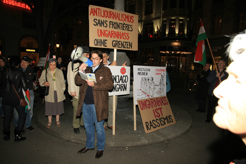 magyardemo 77